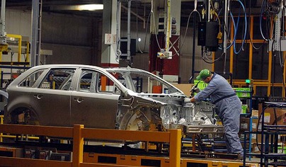 A parts shortage linked to violent strikes and protests at a parts supplier in India are forcing a one-week shutdown of Ford Canada’s plant in Oakville, seen in this 2006 file image.