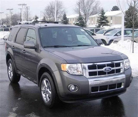 The 2010 Ford Escape is among the vehicles being studied for loss of power. (ford.com)