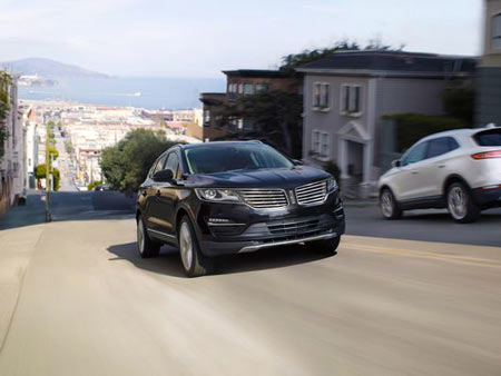 Lincoln MKZ Offers Pull-Ahead for Lease Customers - Autotrader