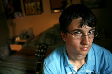 We think of hypertension and the accompanying risk of heart attack as a problem of middle age or obesity. So how did this slim Quebec teen get high blood pressure? The health dangers that stalk growing numbers of Canadian children begin with extreme levels of salt in our food - a lot of it in places you don't suspect